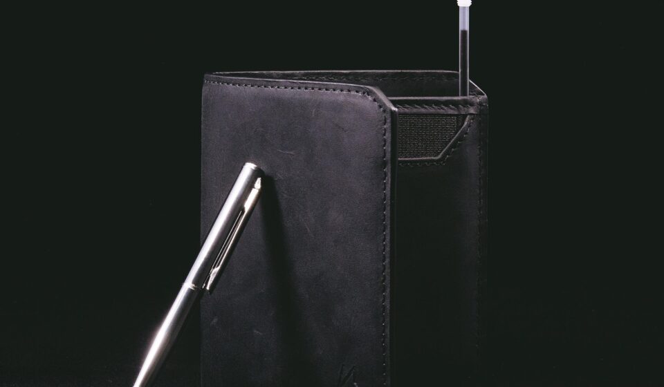 kaizen wallet, black leather wallet, slim wallet, crazy horse leather, minimalist wallet, japan wallet