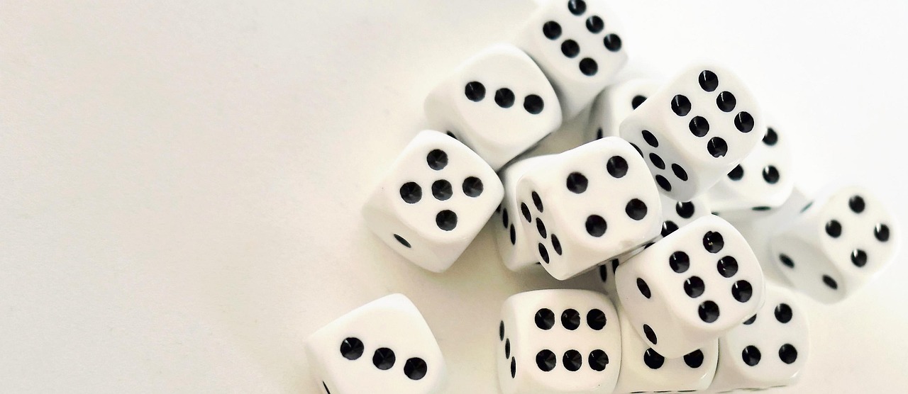 gamble, dice, gambling, happiness, risk, game, craps, seeks
